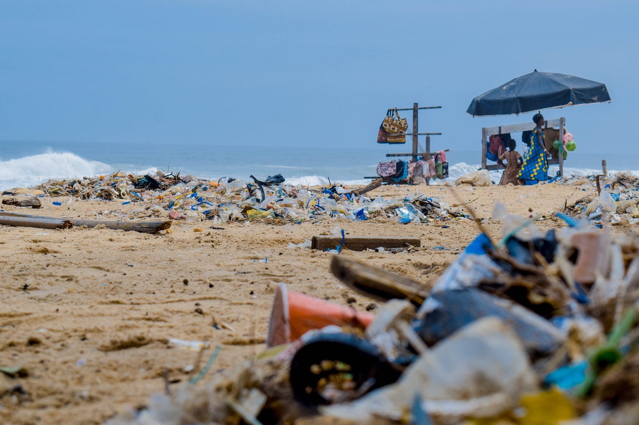 6 Ways to Reduce Ocean Plastic Pollution Today