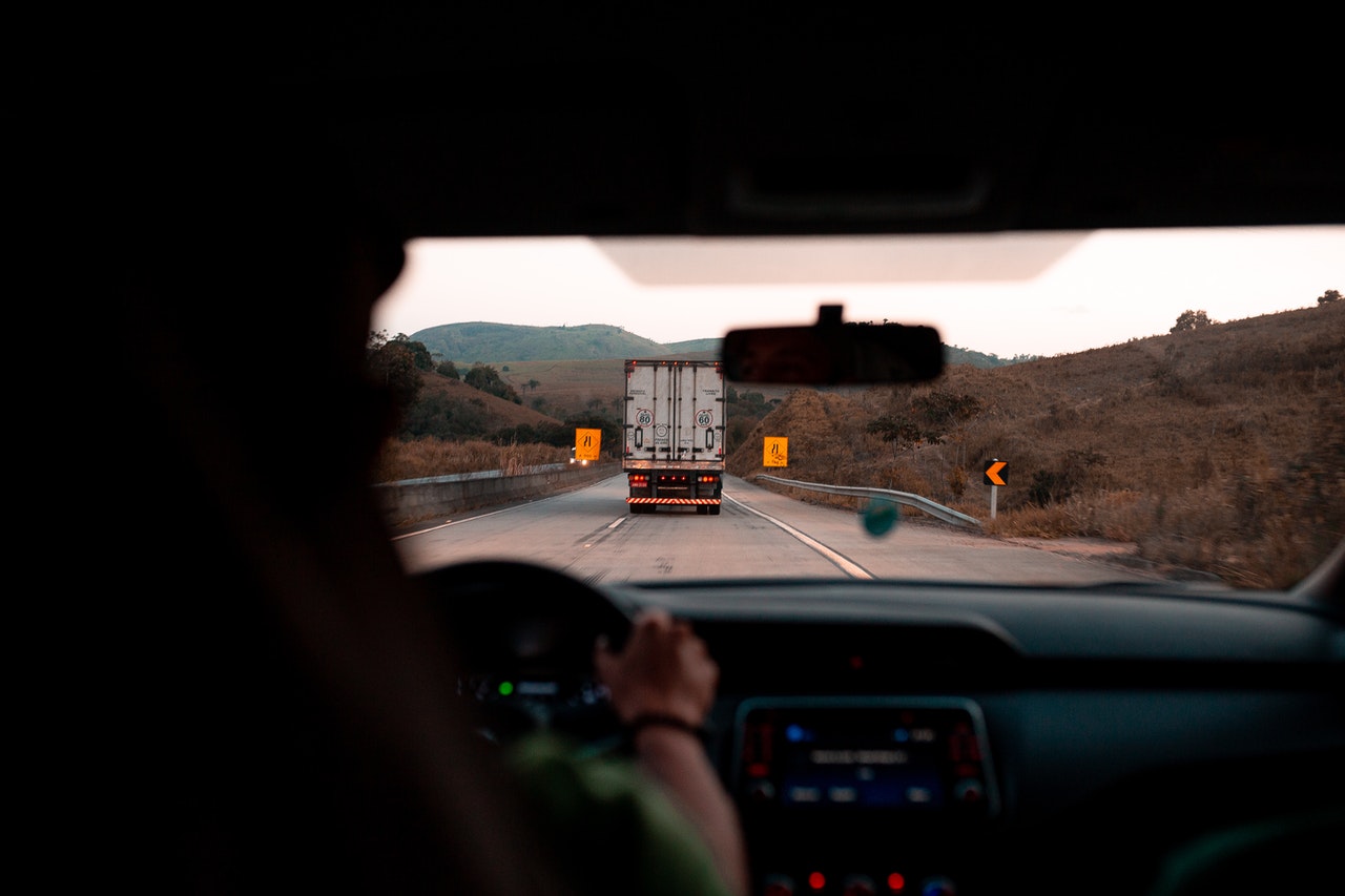 Five Tips for a More Comfortable Road Trip in a Truck