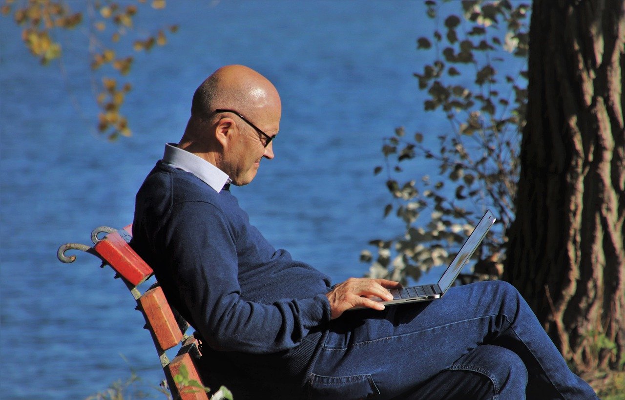 Why Should You Start a Blog After Retirement?